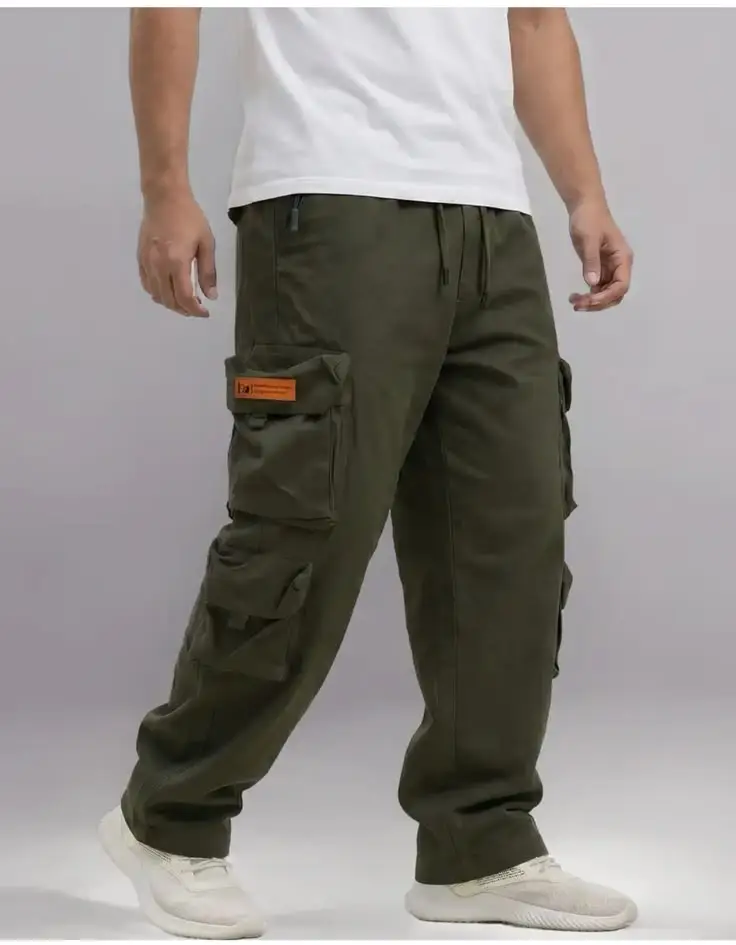 Custom streetwear cargo pants with 8 pockets, panel details and relaxed leg shape